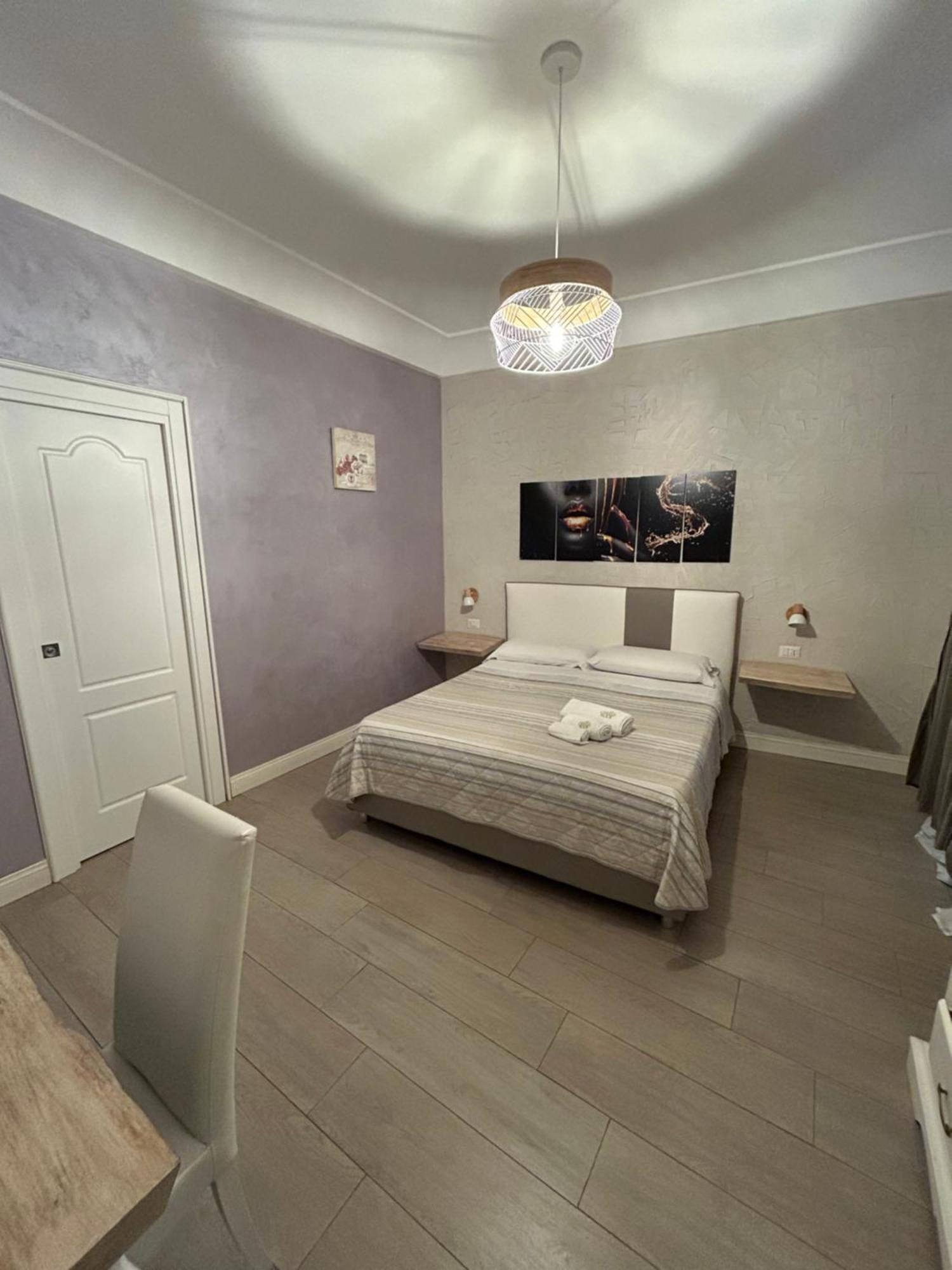 ナポリ Chiaia Roof Bed & Breakfast 部屋 写真
